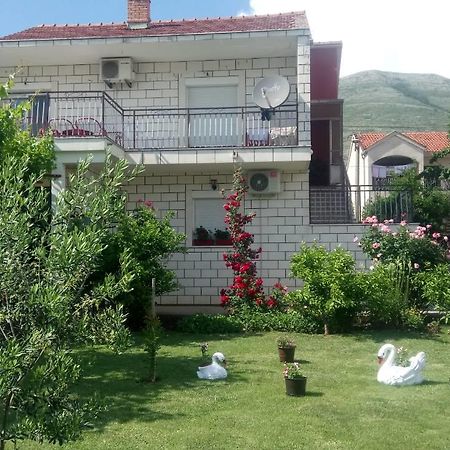 Apartmani Bridge Trebinje Exterior foto